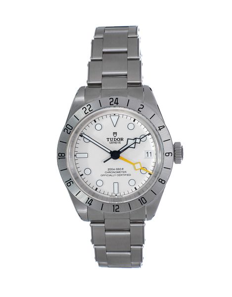 Tudor Black Bay Pro M79470-0001